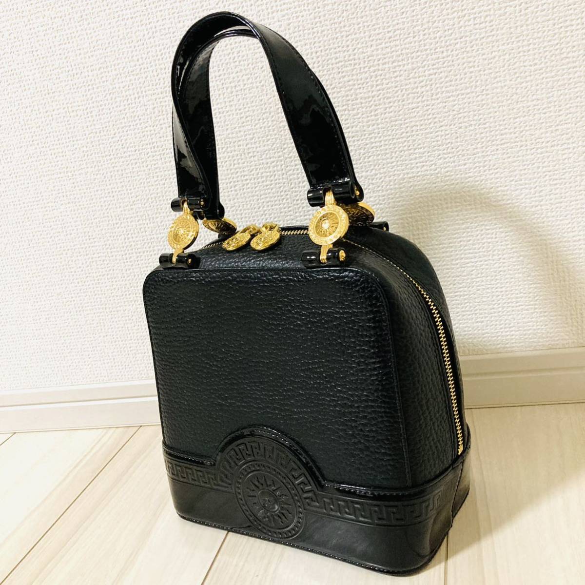ヴェルサーチ VERSACE ハンドバッグ レザー ブラック ゴールド 金具