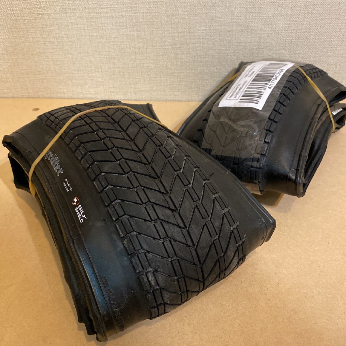 Maxxis Grifter 20” x 2 4” BMX タイヤ 2本|Yahoo!フリマ(旧 Maxxis Grifter 20” x 2 4” BMX タイヤ 2本|Yahoo!フリマ(旧