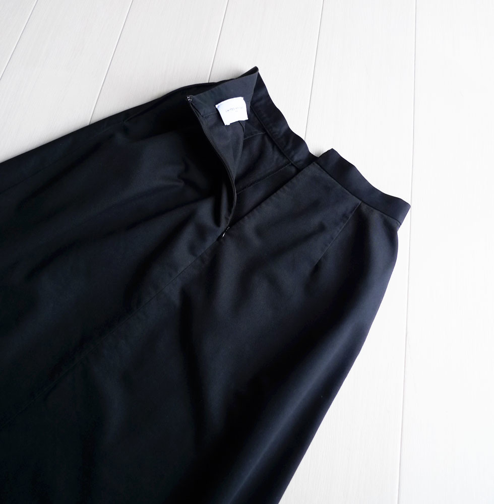 ユナイテッドアローズ TOKYO 定価1,7万 チノ素材ブラックのロングスカート UNITED ARROWS 黒 マキシスカート フレアスカート_画像6