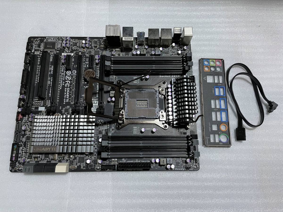 美品GIGABYTE GA-X79-UP4 x79チップ LGA2011型　x79マザーボード BIOS最新Ｆ7_画像1