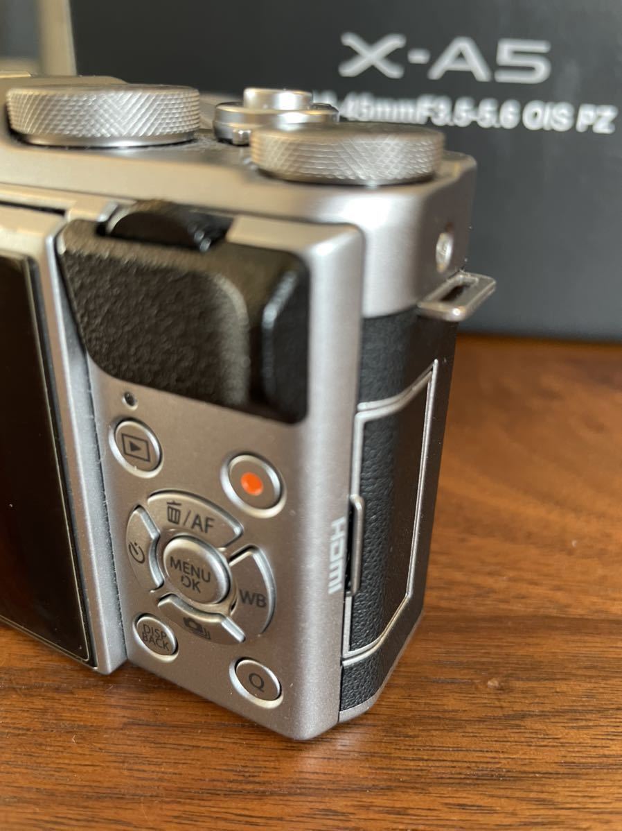 SALE/62%OFF】【SALE/62%OFF】FUJIFILM ミラーレス一眼カメラ X-A5