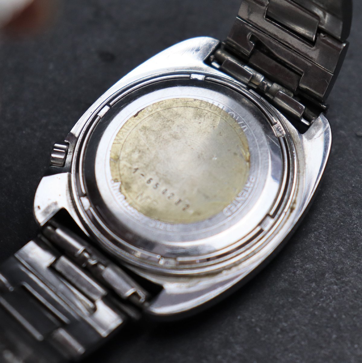 BULOVA ACCUTRON ブローバ アキュトロン M8 音叉 シャンパン文字盤