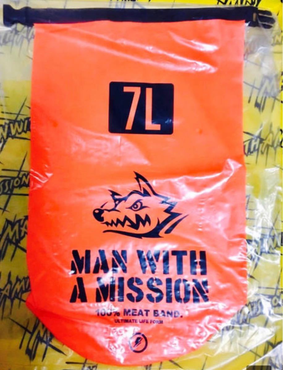 MAN WITH A MISSION MWAMロゴドライバッグ（7L）タナカカラー（オレンジ）新品未開封