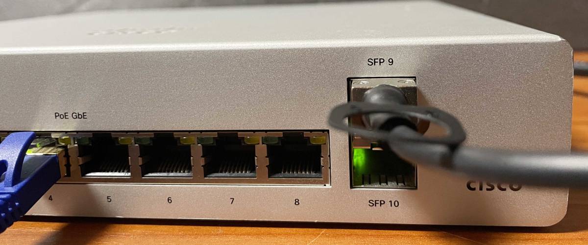 【動作品】 Cisco Meraki MS220-8P クラウド管理型スイッチ GbE(RJ45+SFP) / PoE+対応 【PayPayフリマ購入可】