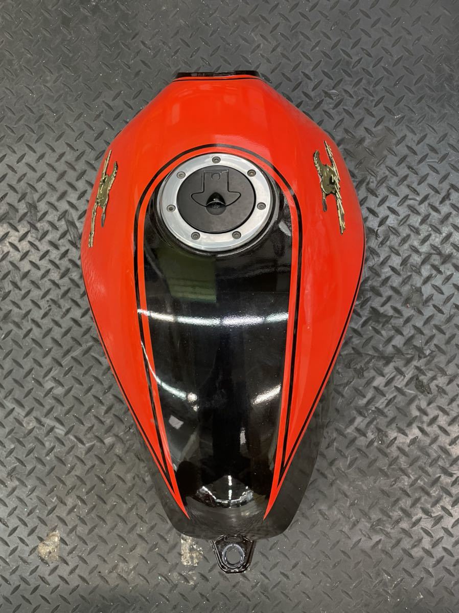 感謝価格 バリオス 1型 フロント フェンダー 黒 美品 ZR250A-021