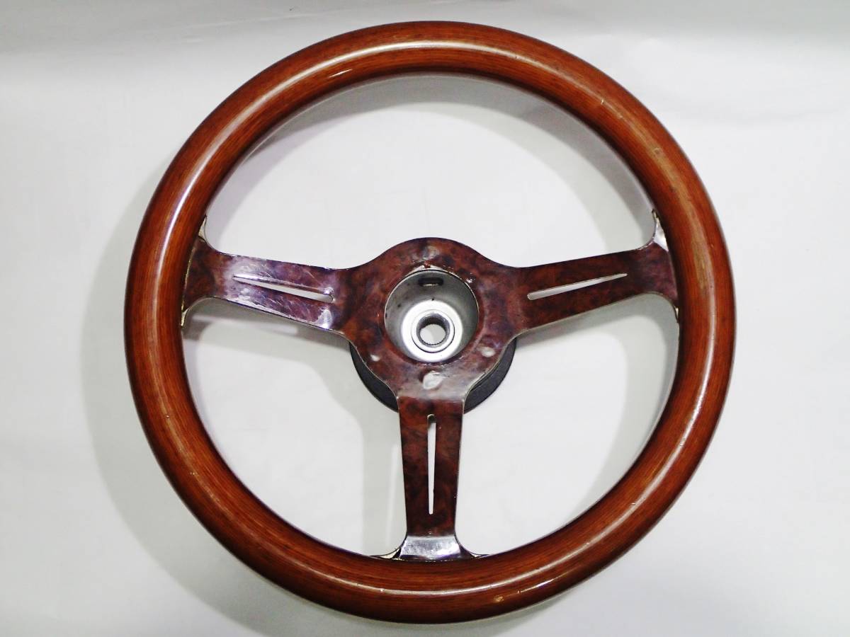  steering gear steering wheel wooden steering wheel auto Speed horn button Junk outer diameter approximately 33cm old car 