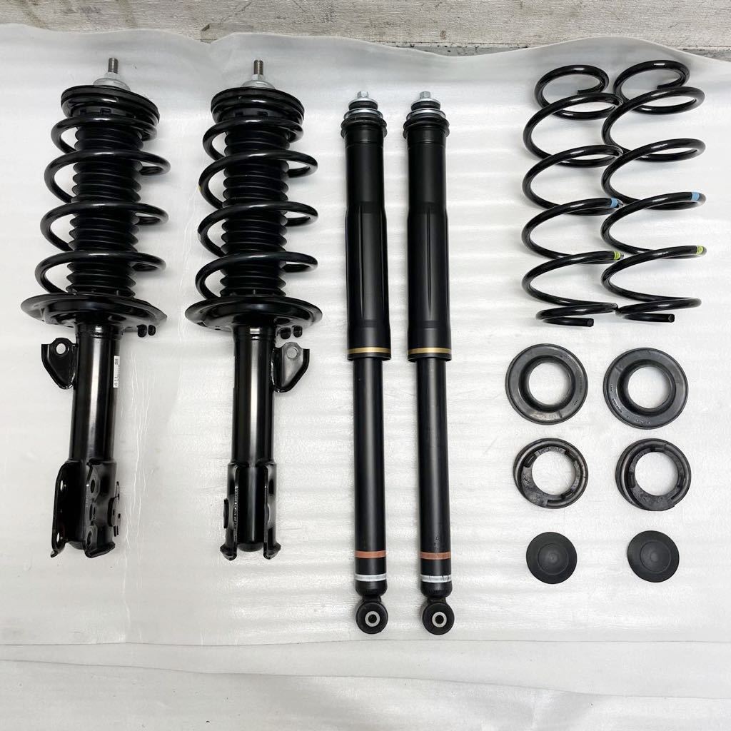 Yahoo!オークション - 新品+新車外し 極上 NHP10系 アクア 純正 Yahoo!オークション - 新品+新車外し 極上 NHP10系 アクア 純正