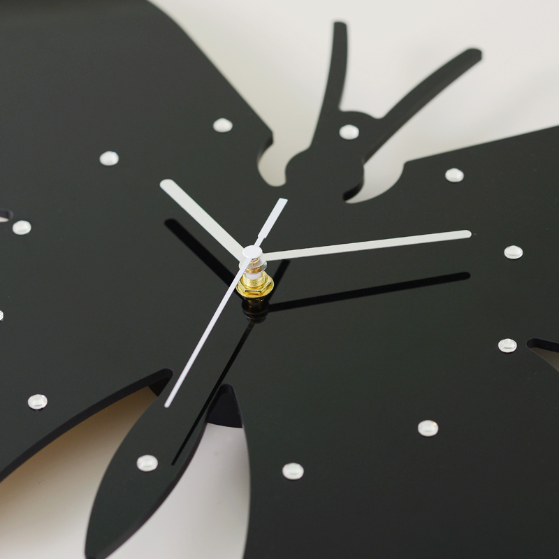 最安値定番﹟ ヤフオク! - クリエイティブDIY蝶の形の壁時計家の装飾のファ... 新品お得