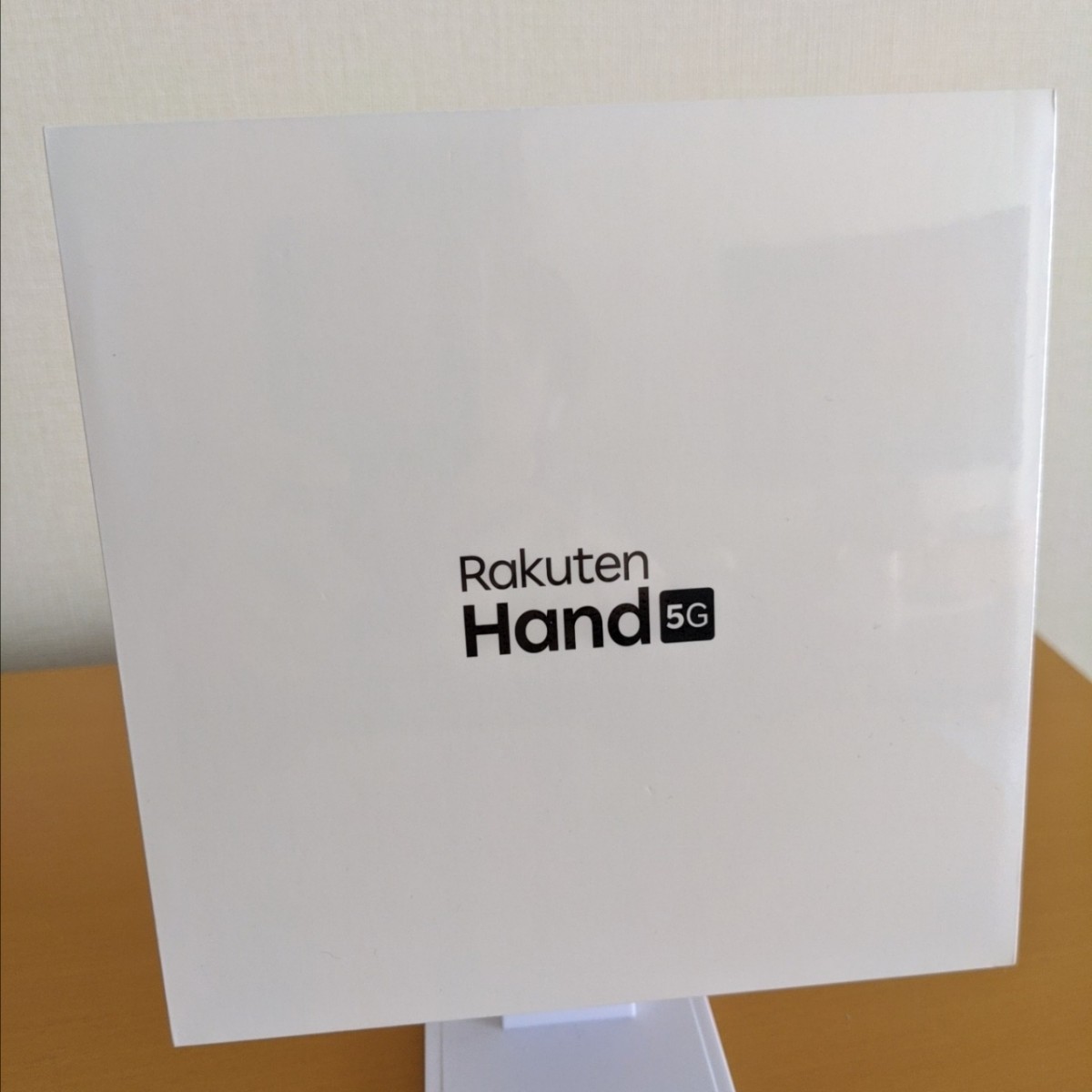 Rakuten Hand 5G ホワイト ほぼ未使用美品