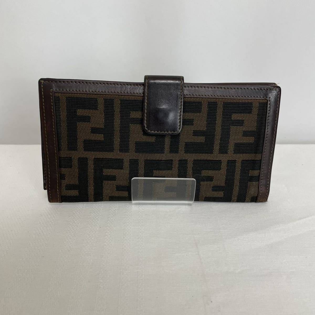 特別訳あり特価】 美品 FENDI ズッカ柄 FF金具 小銭入れあり