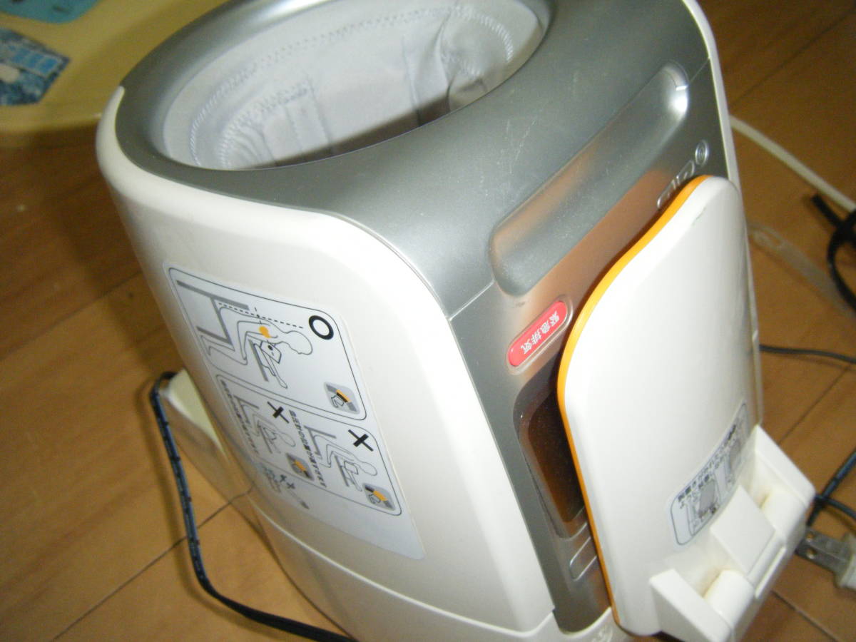 オムロンデジタル血圧機　HEM-1020_画像1
