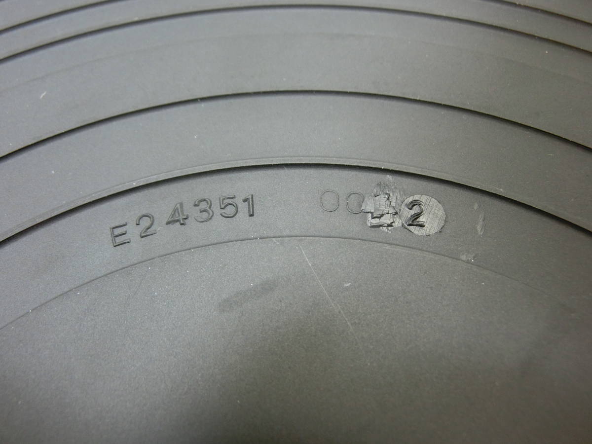 rシ372 送料230円 Victor QL-F300 付属 ターンテーブルシート 動作未確認 ビクター レコードプレーヤー 部品 ジャンク出品の画像5