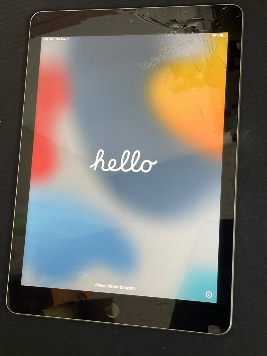 Apple iPad 第6世代 32GB Wi-Fi A1893(MR7F2J/A)動作品/難あり