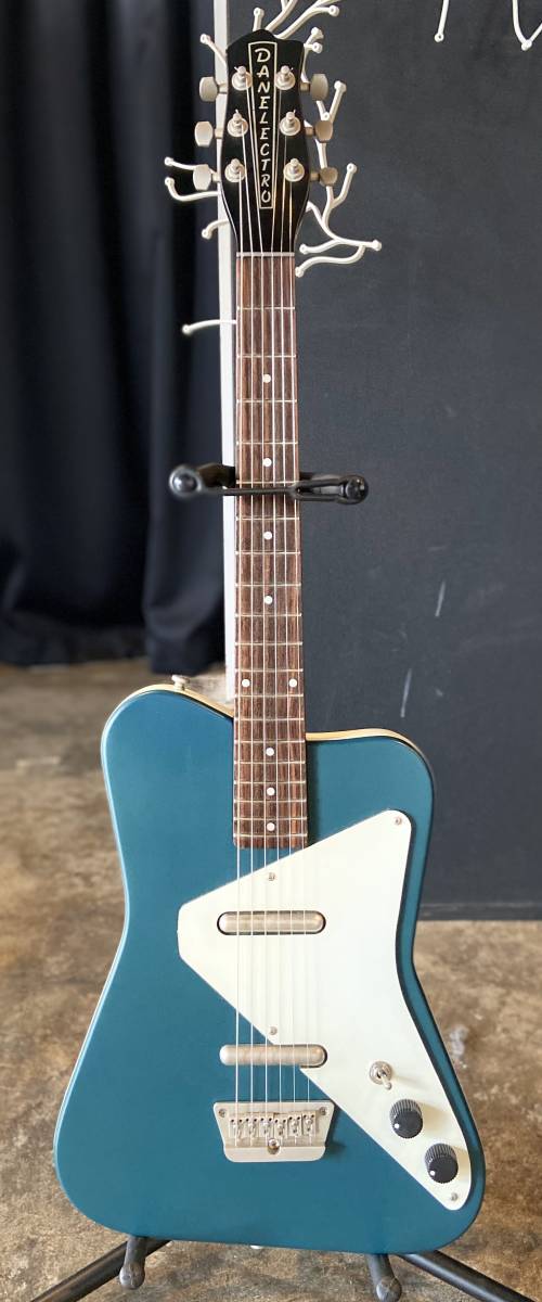 Yahoo!オークション - 送料無料 ビンテージ DANELECTRO DANO PRO Yahoo!オークション - 送料無料 ビンテージ DANELECTRO DANO PRO