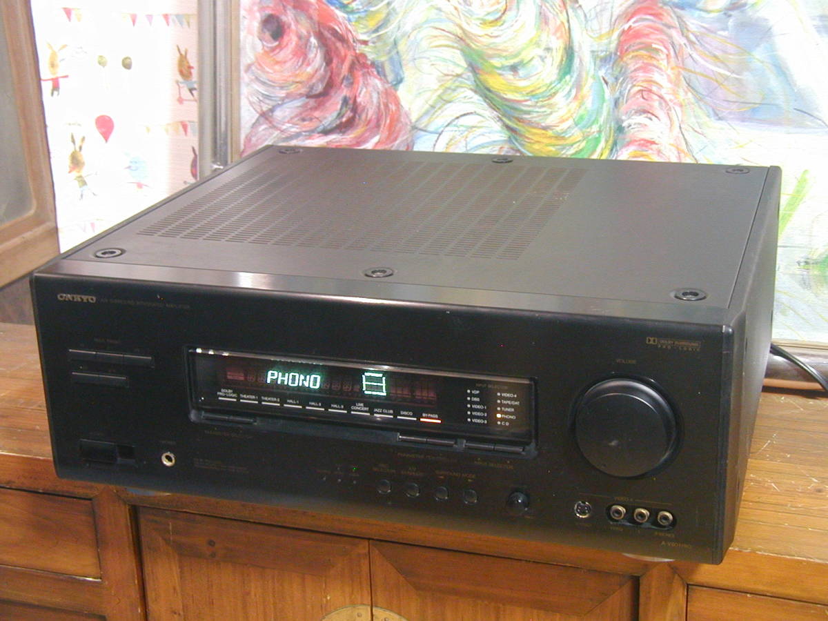 ★☆ONKYO A-V801PRO AVサラウンドアンプ。￥99,800 ステレオで良い音で再生。★★