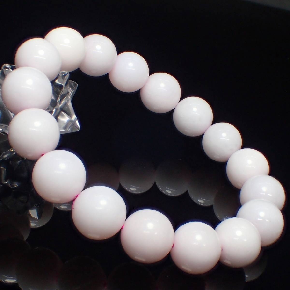 つやつや・綺麗な明るめ桜ピンク色 10月誕生石 ピンクオパール 11~11.5mm珠のブレスレット_画像2