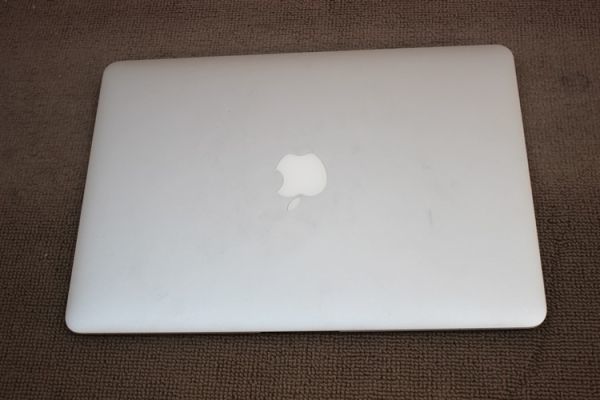 Apple MacBook Air A1369 Core i5 ノートPC ジャンク_画像6