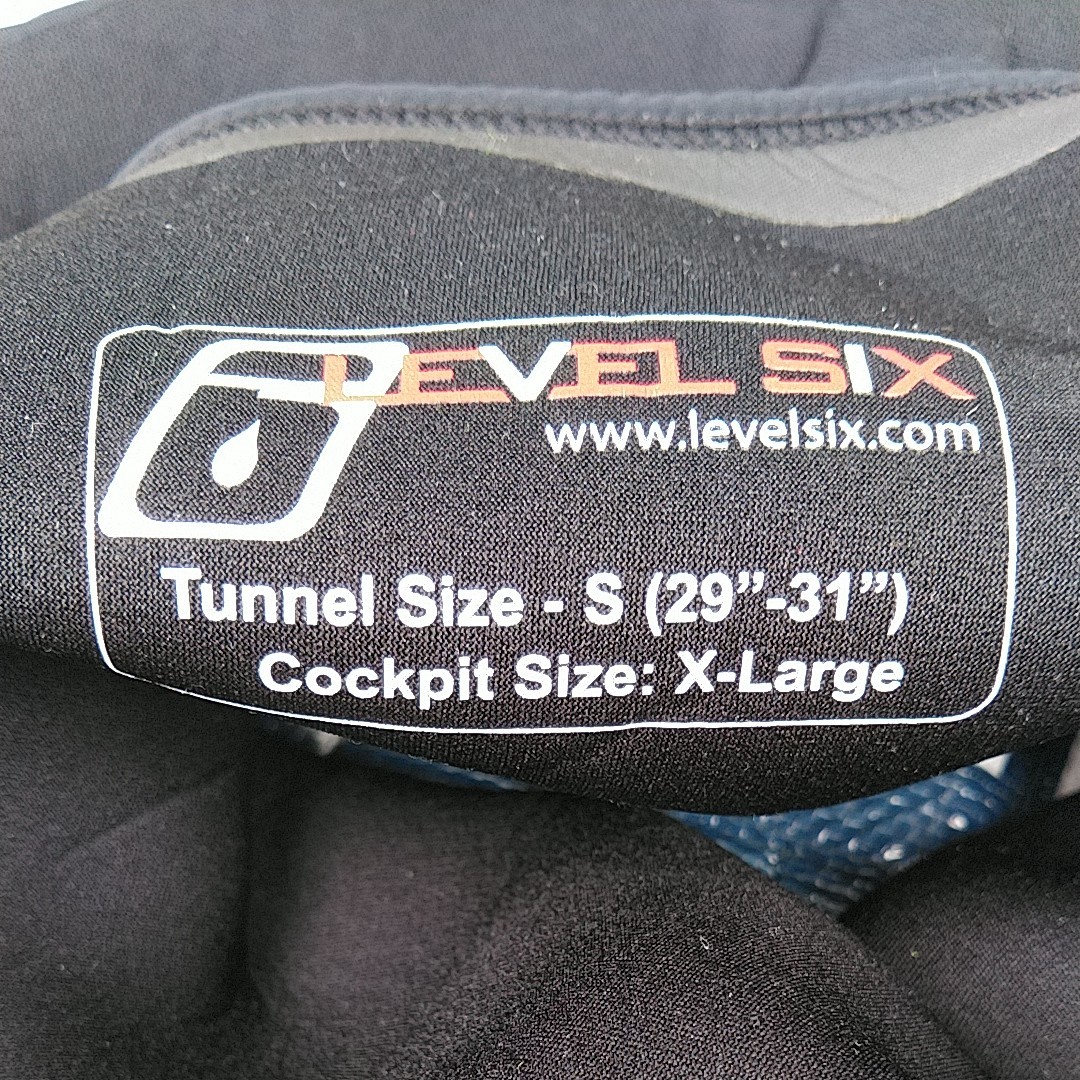 【Level6】スプレースカート【新品未使用】