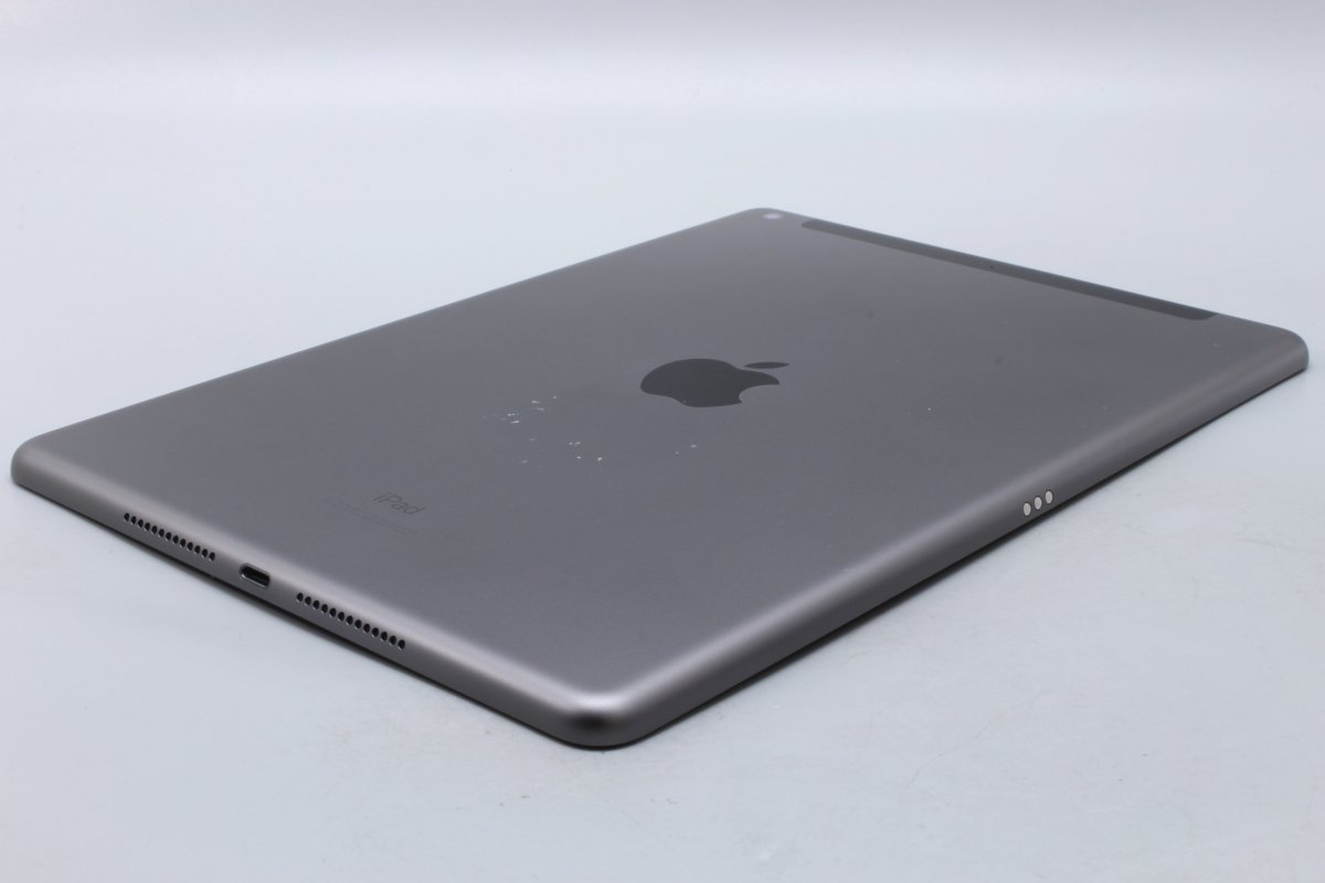 Apple iPad 10.2 32GB Space Gray (第7世代) A2198 3F838J/A■ドコモ★Joshin2572【1円開始・送料無料】_画像4