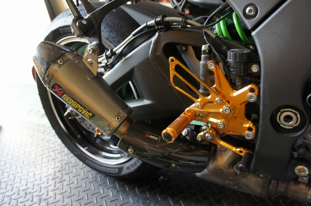 ZX-10R R/S 16~20年 BabyFace バックステップ ベビーフェイス キズ多