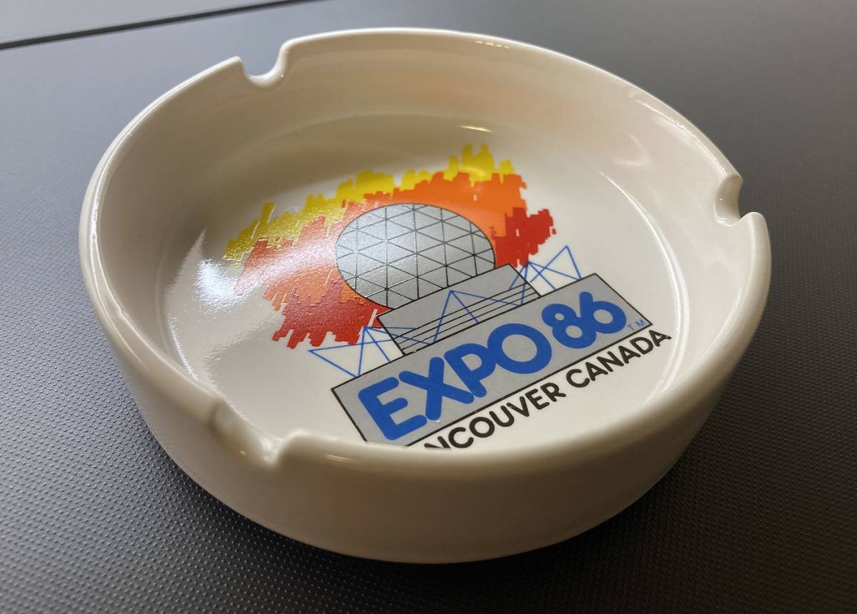EXPO86　VANCOVER　CANADA　国際博覧会　バンクーバー　カナダ　灰皿　（未使用）_画像2