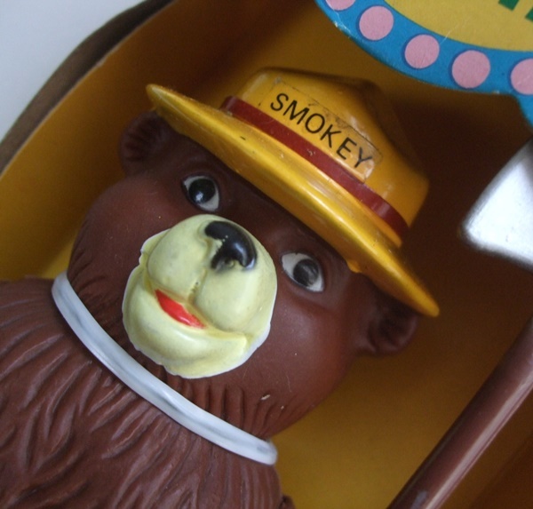 Vintage 70s Dakin производства с коробкой Smokey Bear дымчатый Bear медведь кукла герой предприятие предмет Vintage Hong Kong производства неиспользуемый товар 