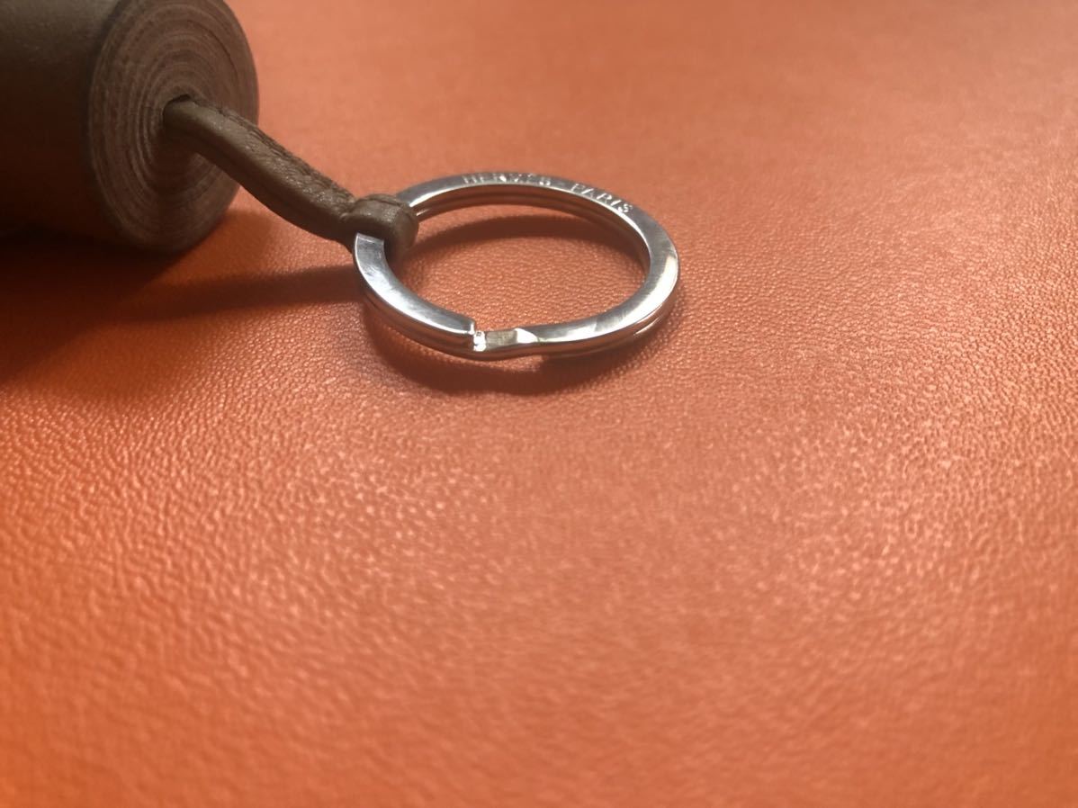 美品 エルメス HERMES カルメン エトゥープ バッグチャーム エトープ