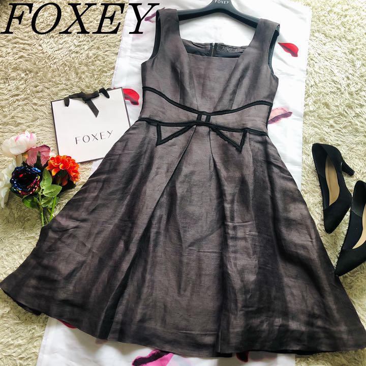 良品】FOXEY リボンフレアワンピース ノースリーブ グログランリボン