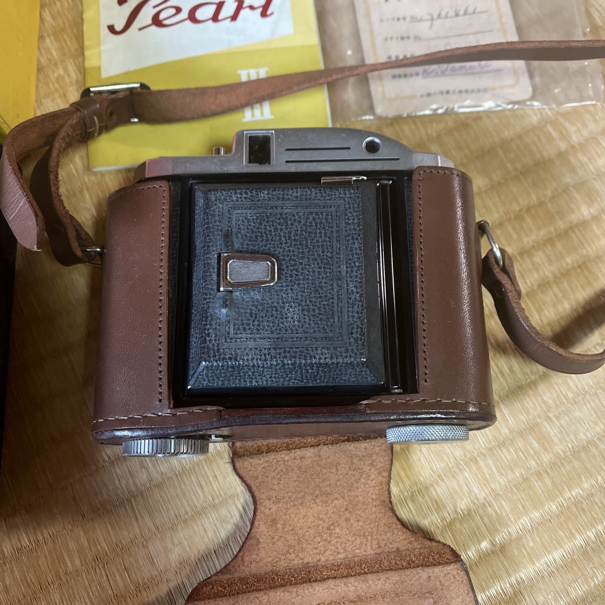 小西六写真 蛇腹カメラ Pearl III 箱・説明書あり 小西六写真 蛇腹カメラ Pearl III 箱・説明書あり