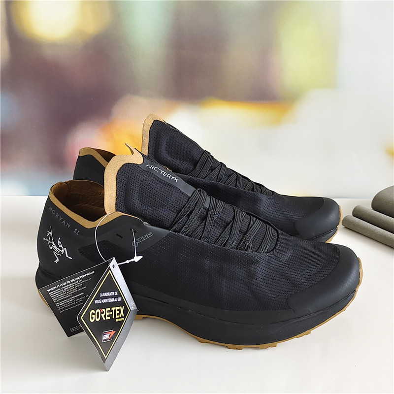 アークテリクス ARC'TERYX NORVAN SL ゴアテックス トレッキング