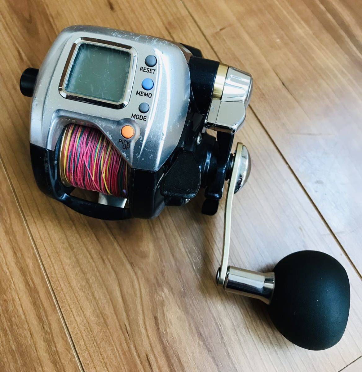 ダイワ　レオブリッツS400 現状品　1円から。中深海、青物、鯛コマセ等に。DAIWA LEOBITZ S400 ライン付　電動リール 40キロ100時間_画像1