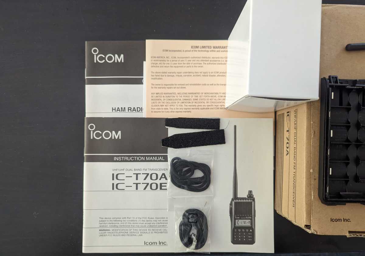 ICOM IC-T70A Icom VHF UHF transceiver wireless America model USA beautiful goods battery pack full set wireless 