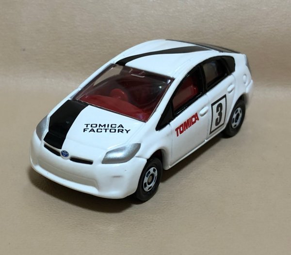 トミカ　トヨタ　プリウス　(白)　組み立て工場　第12弾　ミニカー　TOMICA　同梱可　TOYOTA PRIUS ASSEMBLY FACTORY (Mdmz)_画像2