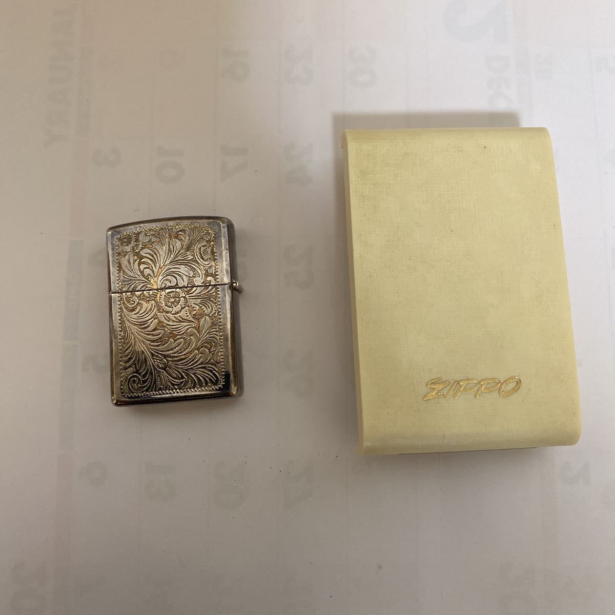 ZIPPO ジッポー 彫刻 花柄 BRADFORD,PA. Ⅷ オイルライター ケース付き
