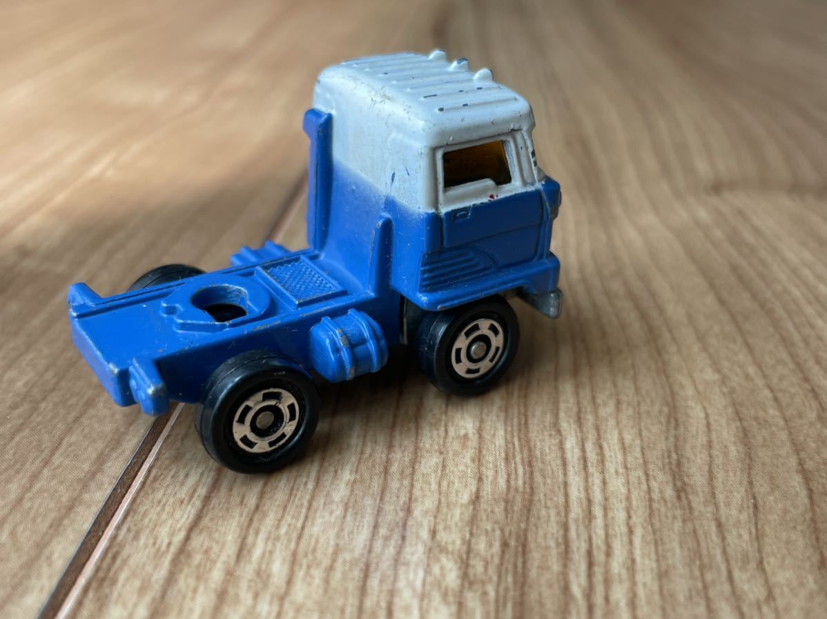 トミカTOMICA No.11日野セミトレーラータンク No.24 パネルバン 【公式