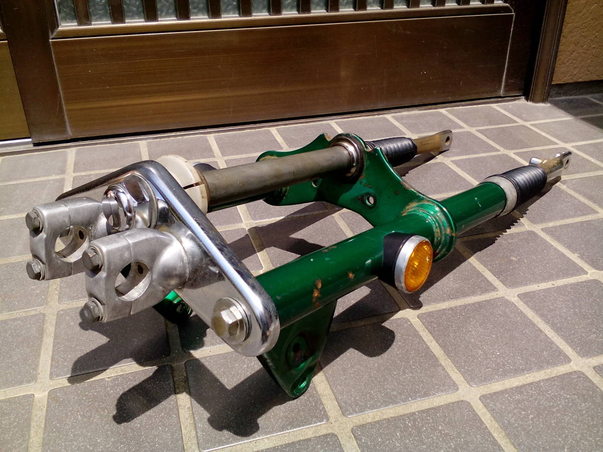 ホンダ純正フロントフォーク 緑 ダックス ST50/70 当時物 ホンダ純正フロントフォーク 緑 ダックス ST50/70 当時物