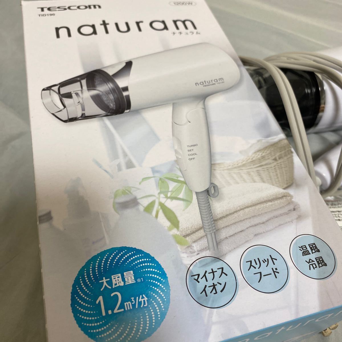 TESCOM naturam マイナスイオン　ドライヤー