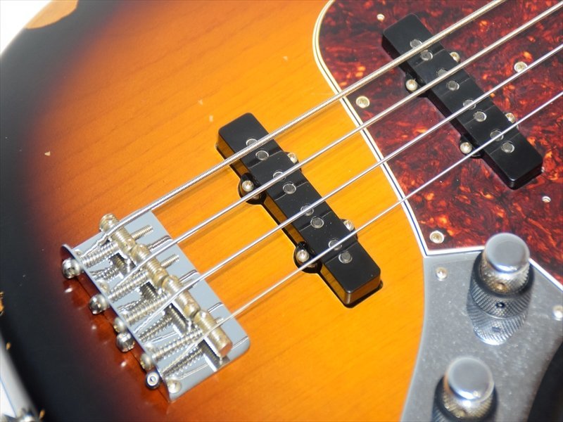 Yahoo!オークション - Fender 60th Anniversary Road Worn Jazz Yahoo!オークション - Fender 60th Anniversary Road Worn Jazz