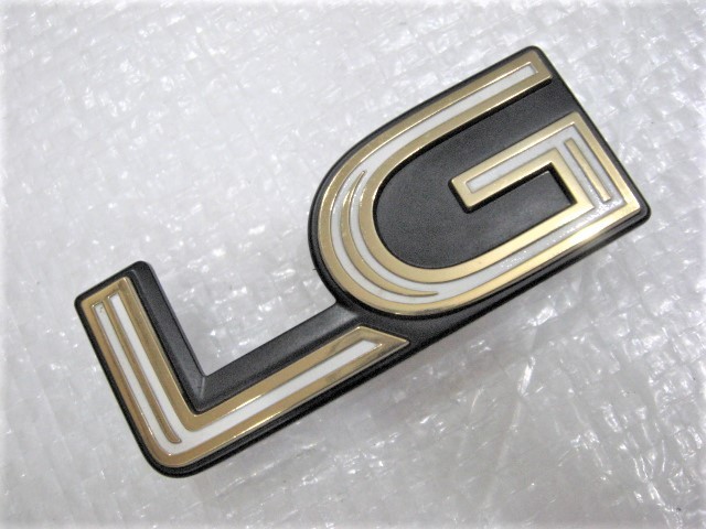 * rare LG Toyota Mark Ⅱ Mark 2 Wagon GX70? MARKⅡ new goods Logo Gold / silver emblem old car 1 point 