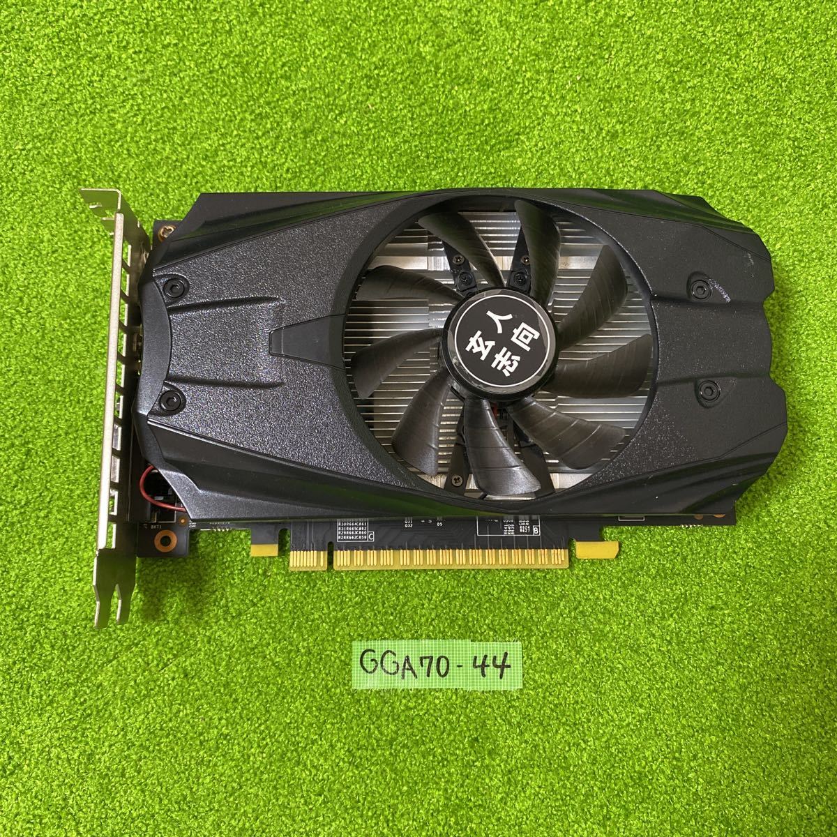 GGA70-44 激安 グラフィックボード 玄人志向 NVIDIA GeForce GTX1050 OC PCI-E 2GB GDDR5 128Bit 認識.画像出力のみ確認 中古 同梱可能_画像1