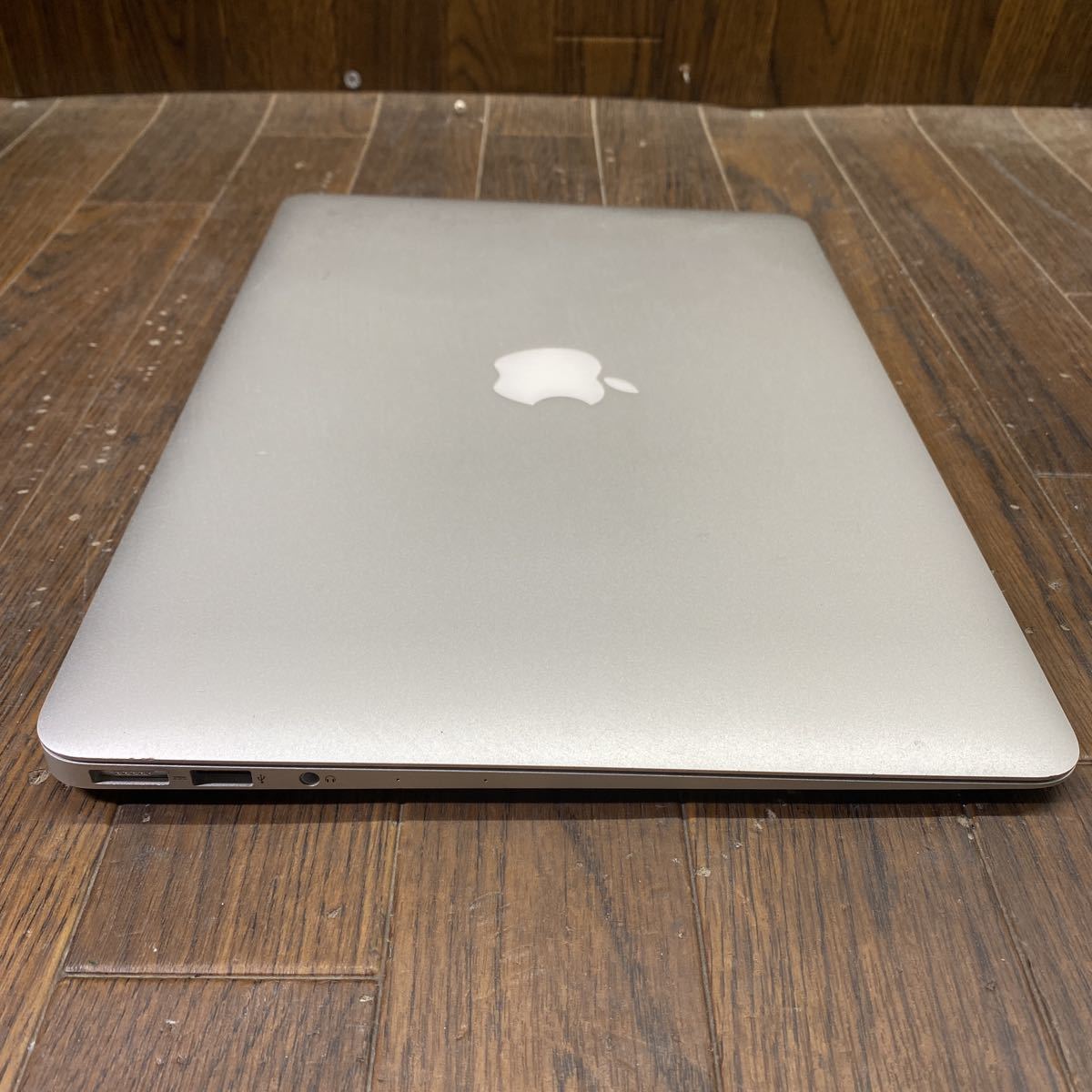 MAA-18 激安 MacBook Air 13-inch Early 2015 Core i5 5250U 1.60GHz メモリ4GB A ブランコにて動作確認済み ストレージ欠品 ジャンク_画像9