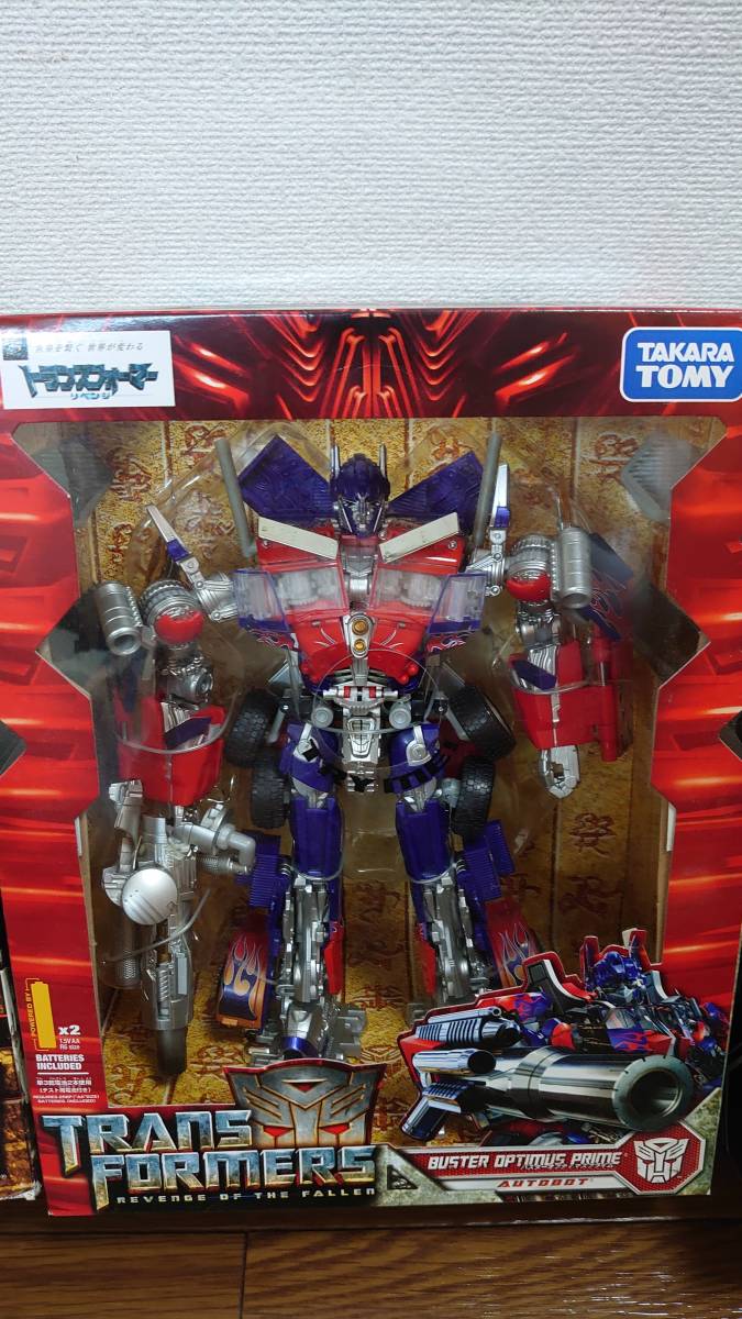 TRANSFORMERS REVENGE DARK OF THE MOON トランスフォーマー リベンジ