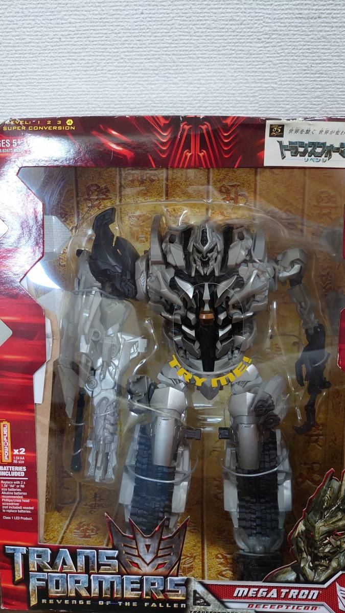 TRANSFORMERS REVENGE DARK OF THE MOON トランスフォーマー リベンジ