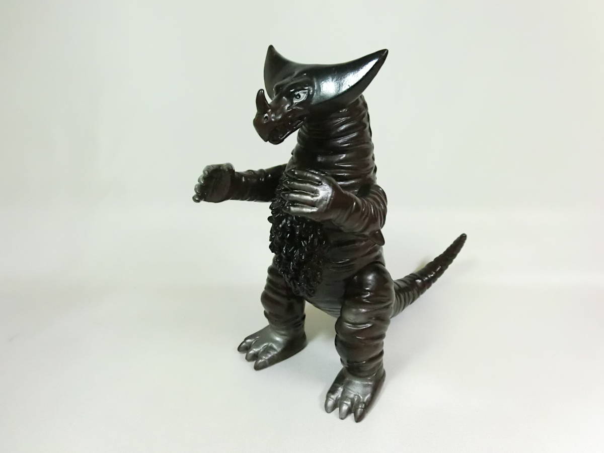 Yahoo!オークション - バンダイ 旧 ウルトラ怪獣シリーズ Yahoo!オークション - バンダイ 旧 ウルトラ怪獣シリーズ