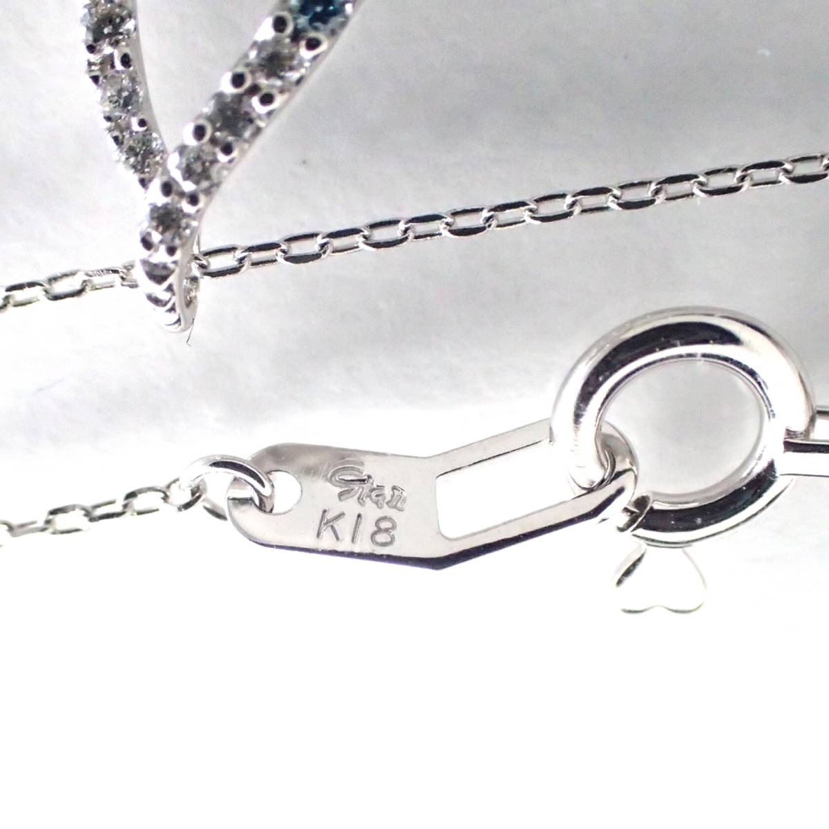 スタージュエリー K18WG ブルーダイヤ D0.07ct ネックレス