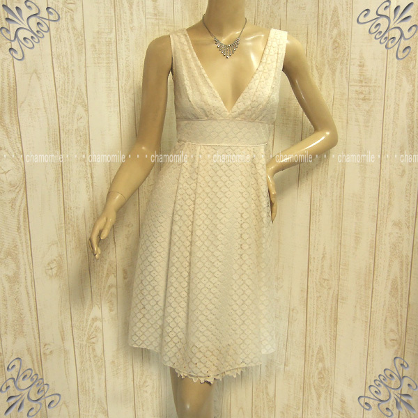  beautiful goods LEST ROSE* L'Est Rose * size 2 hem / see .. race gya The - total race Flare One-piece beige color standard practical use dress bow Thai attaching 