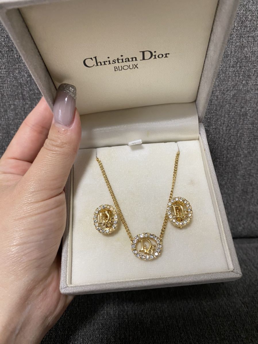 Christian Dior BIJOUX クリスチャン ディオール 箱付き ゴールド