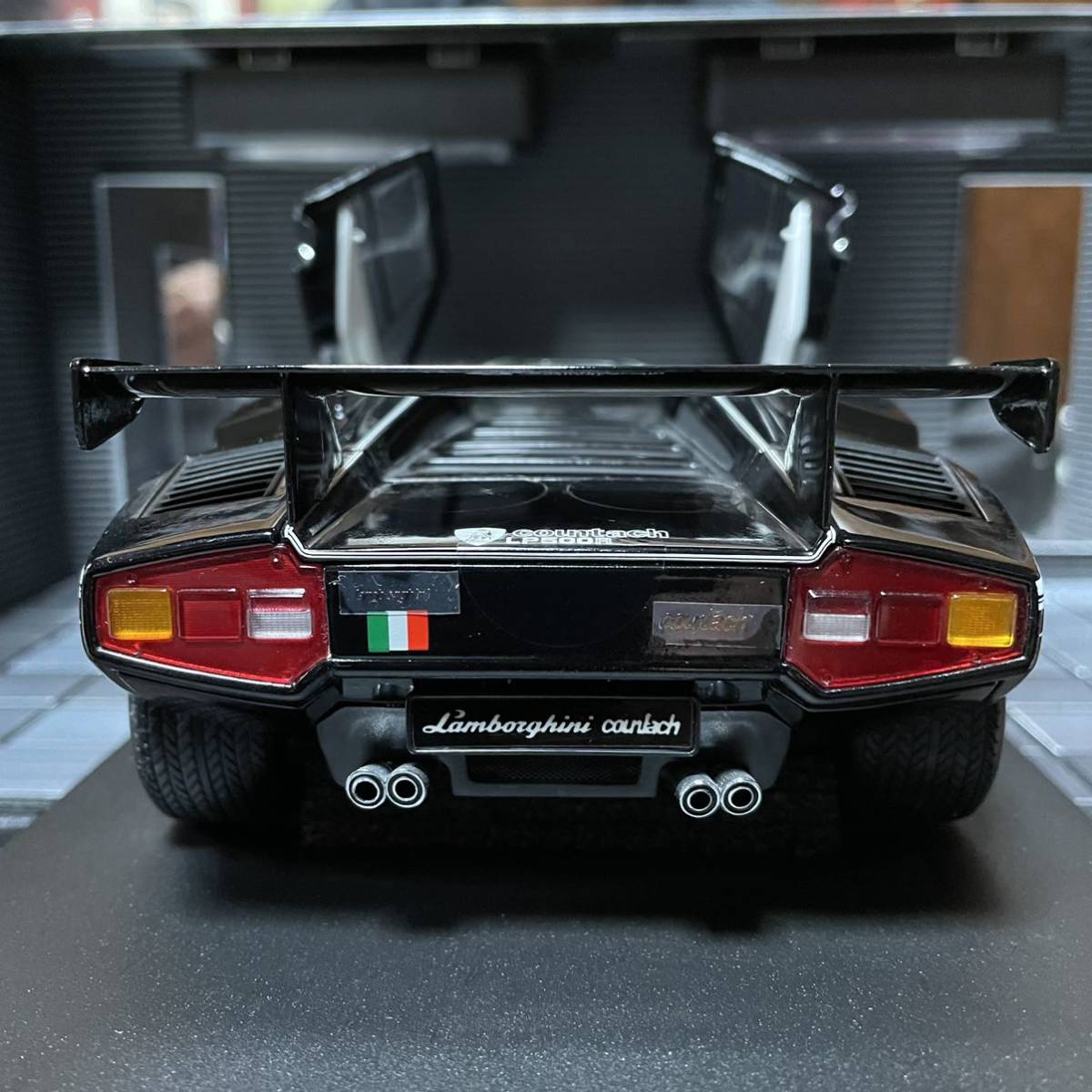  очень редкий распроданный не выставленный товар Kyosho 1/18 Lamborghini счетчик kLP500 R черный 