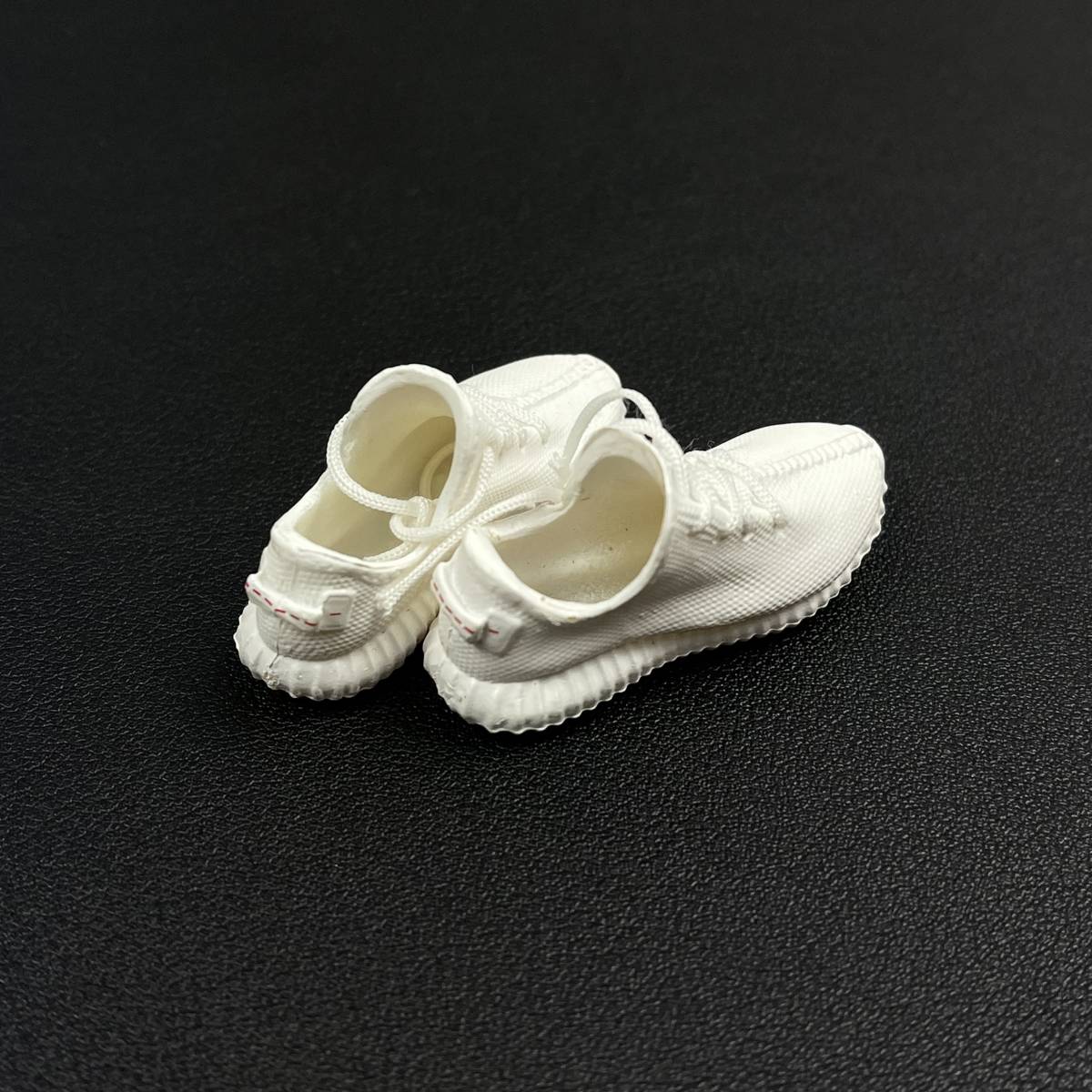 1/6 フィギュア用 スポーツシューズ 検)アディダス Yeezy Boost 350