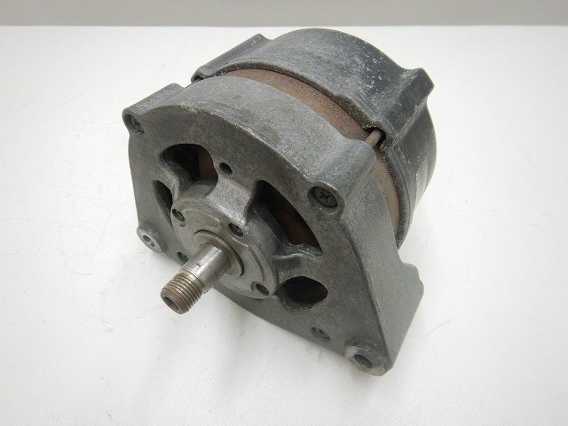 * Benz 560SEC W126 S Class 89 year 126045 Dynamo / alternator ( stock No:A13099) (5337)